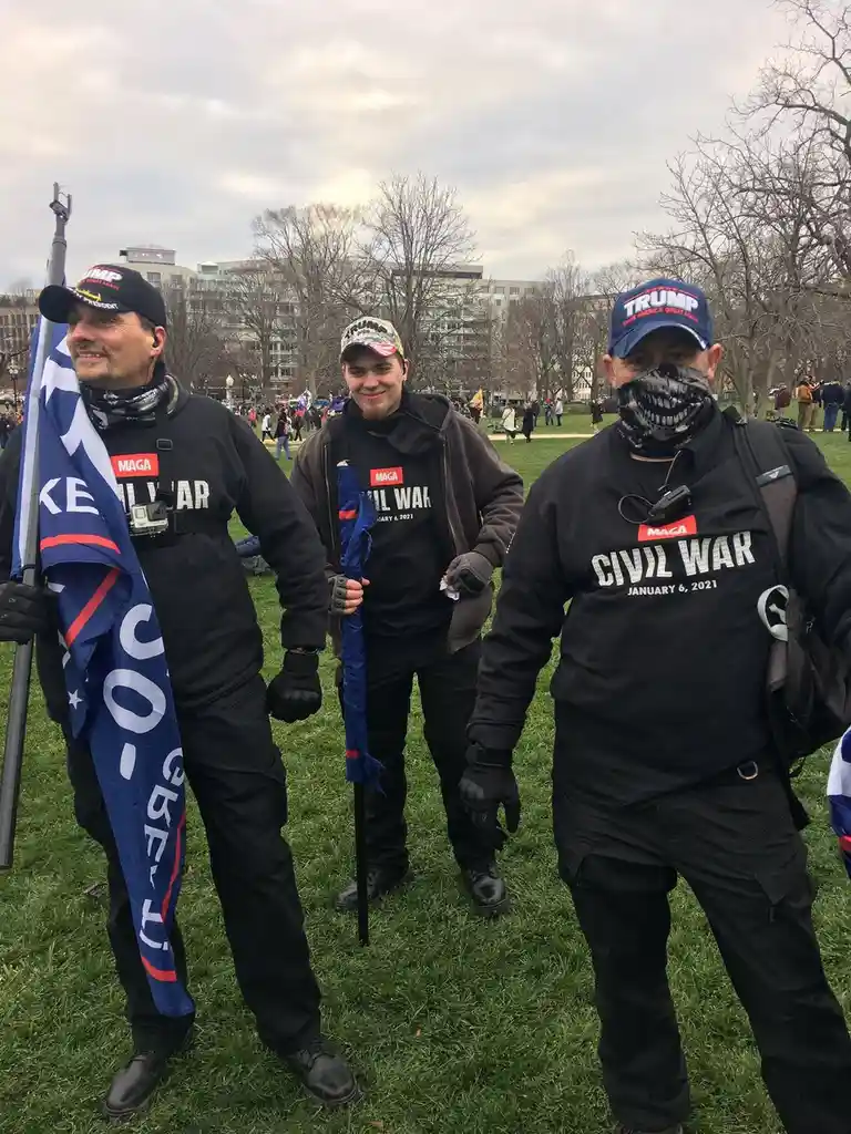 They went all out and made matching T-shirts!
