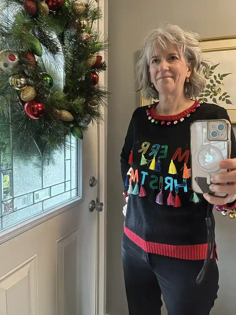 It's been ages since I shared a Christmas selfie on Imgur!