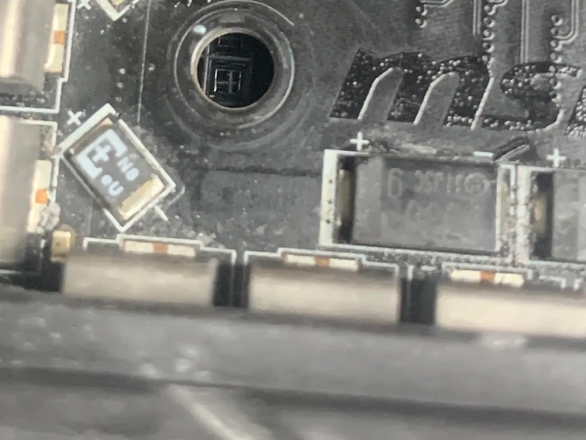 N8 eU: Discovering the Msi Meg Z790 Godlike Component