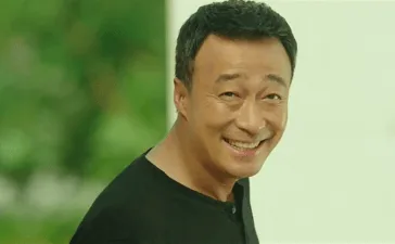 A six-panel sequence shows a man in a black shirt progressively intensifying his joyful expression, starting with a smile…