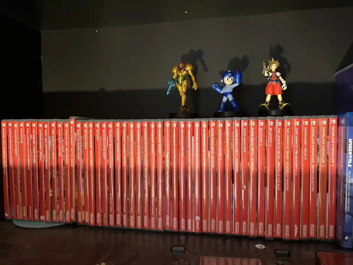 The Big Maxwell Deluxe Ketchup-Only Game Collection: A Unique Find