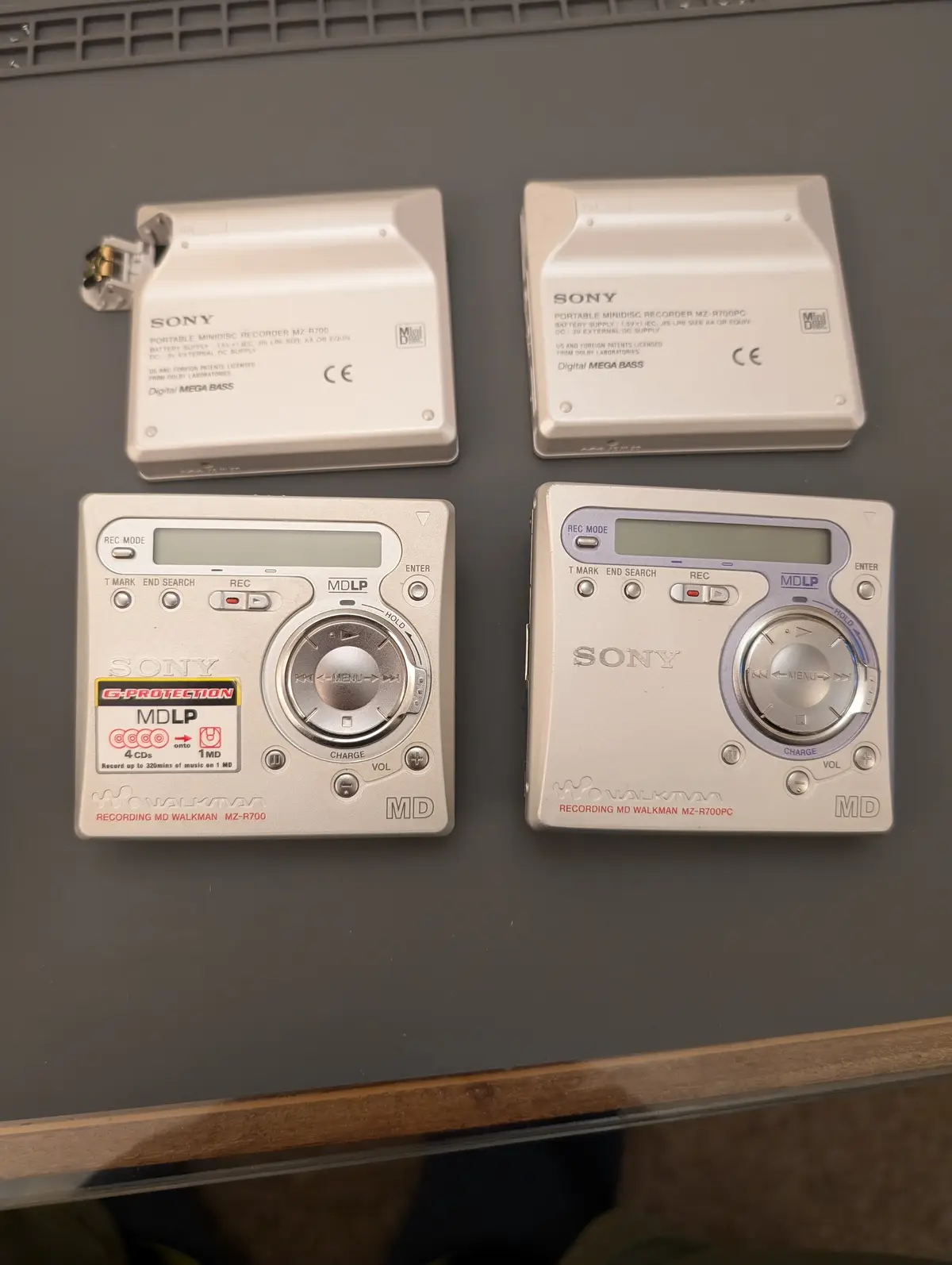 Inside the MZ-R700 Minidisc: A Hidden Gem
