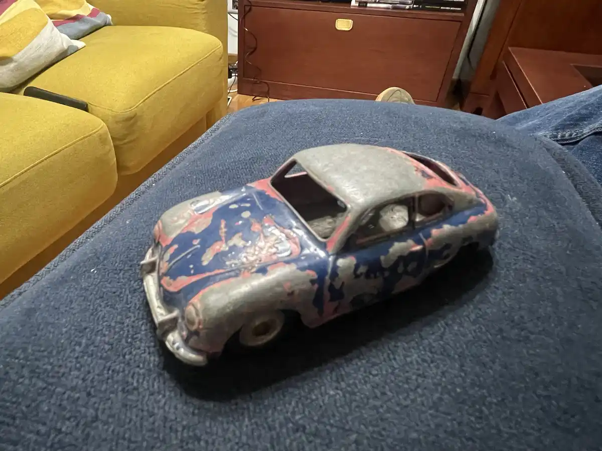 Check out these adorable Porsche 356A Dinky toys!