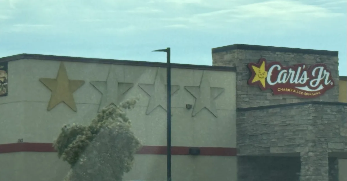 This Carl's Jr. just gave itself a rating that’s hard to believe...