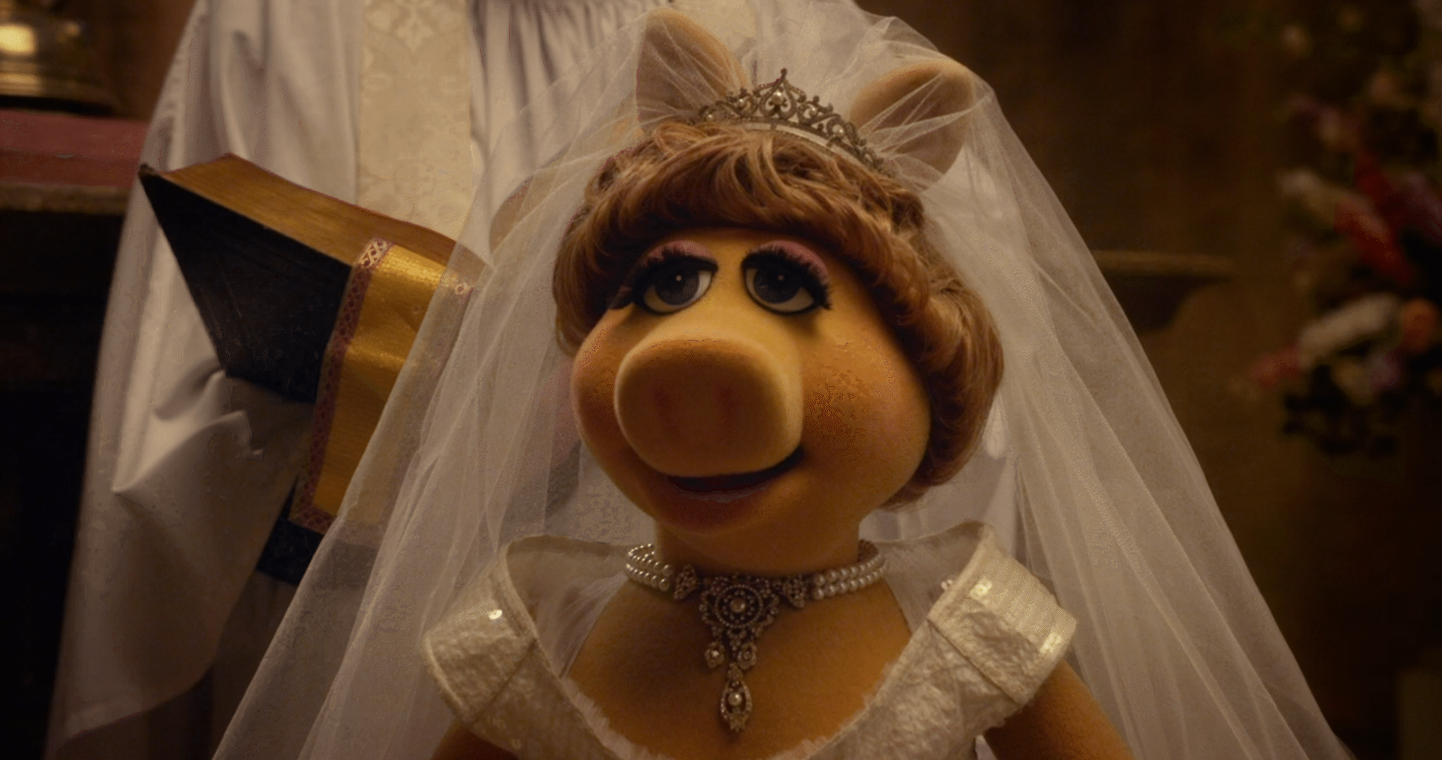 Miss Piggy's Jaw-Dropping Reaction
